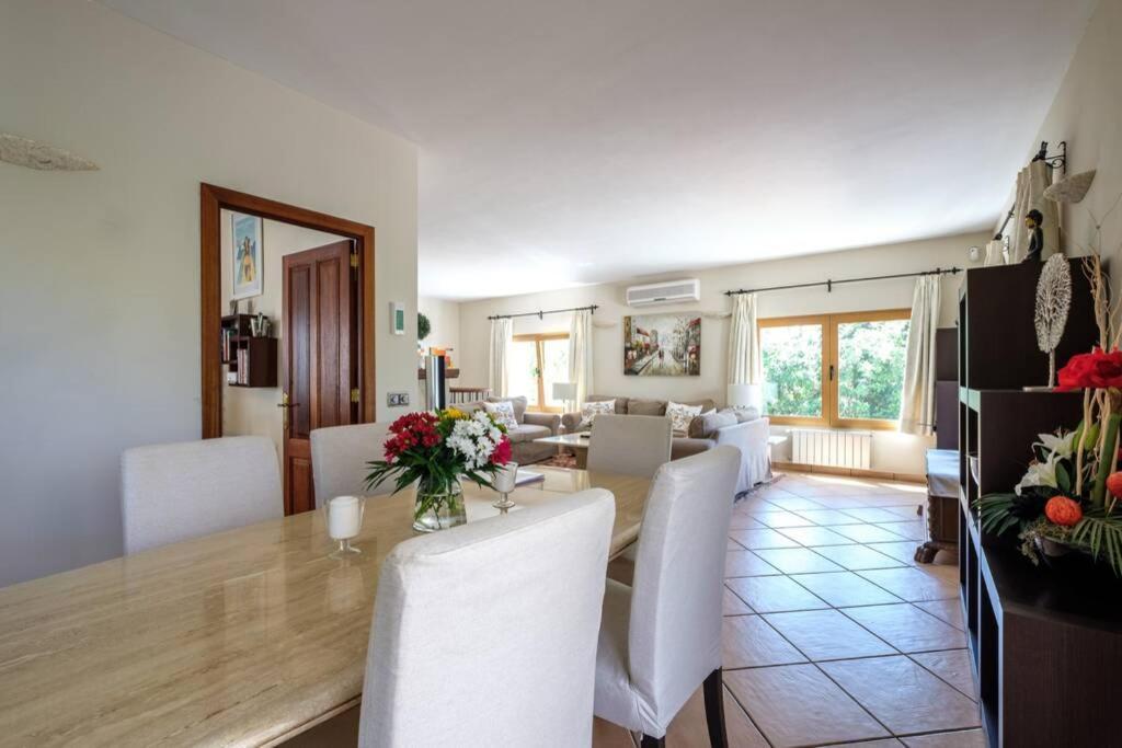 Villa Marpessa In Portals Nous With Pool